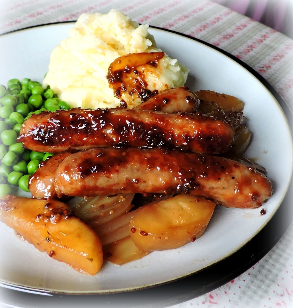 The English Kitchen Sausages With Mustard And Apple 6872